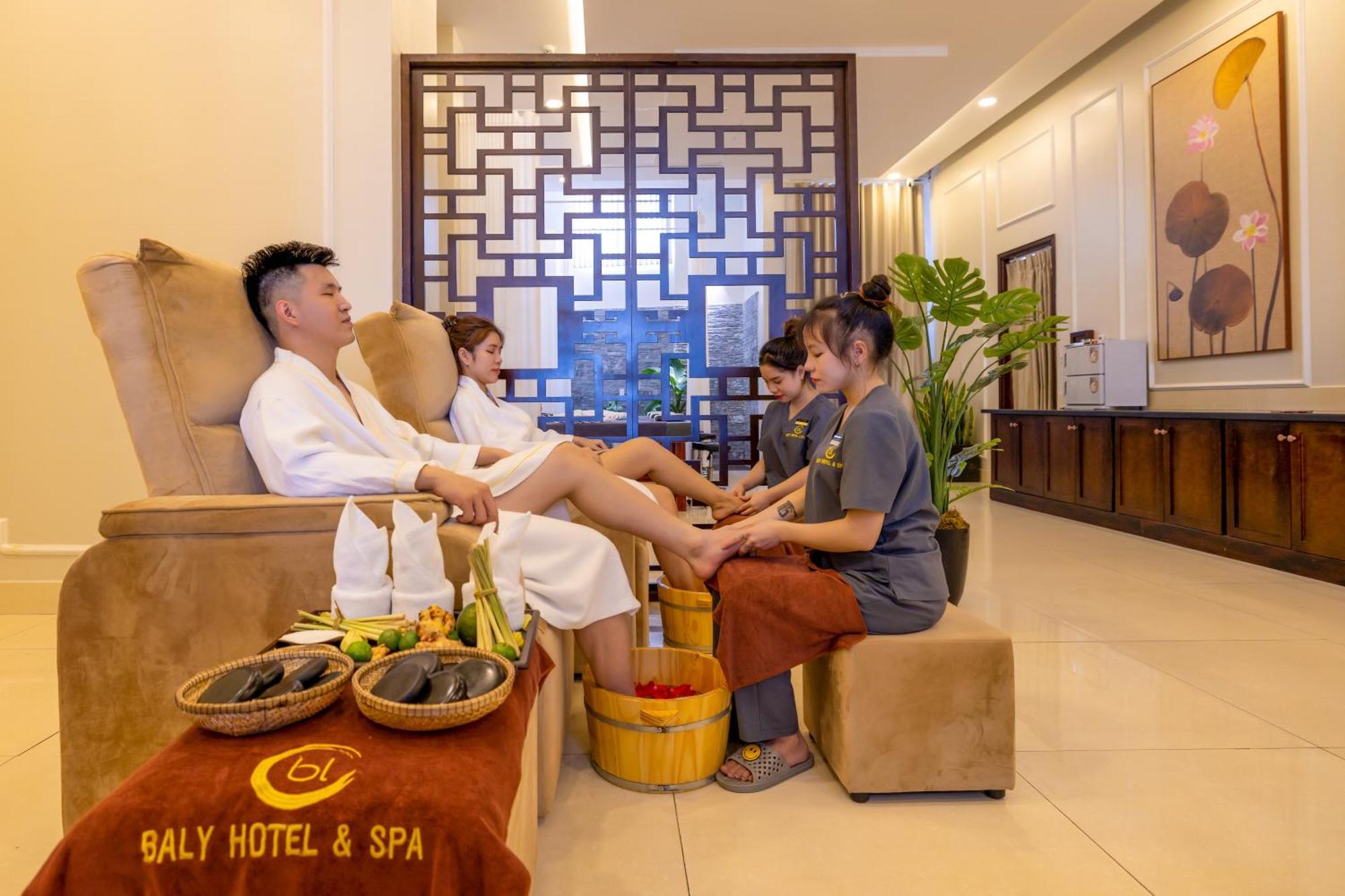 Baly Hotel הואה מראה חיצוני תמונה