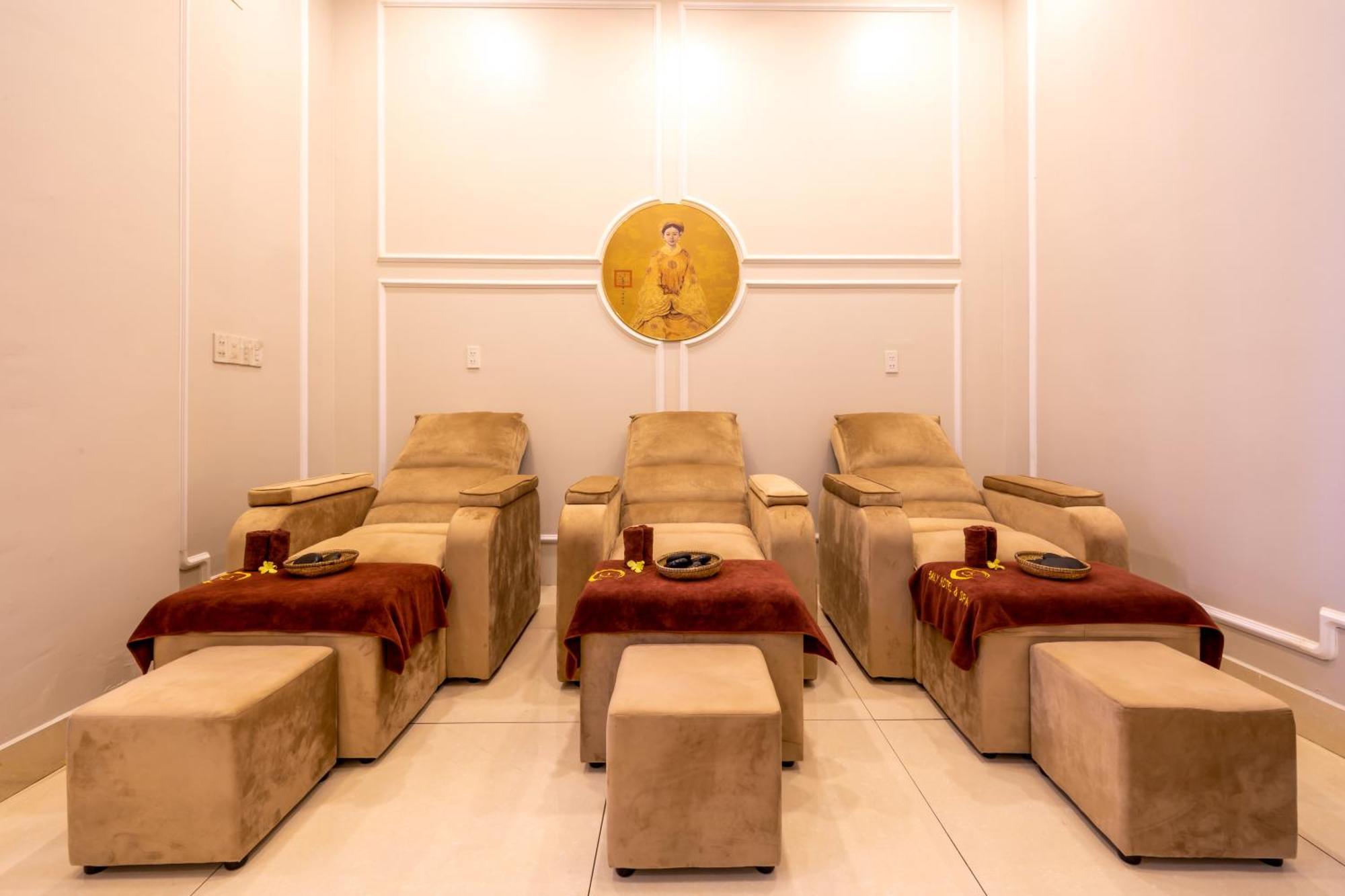 Baly Hotel הואה מראה חיצוני תמונה